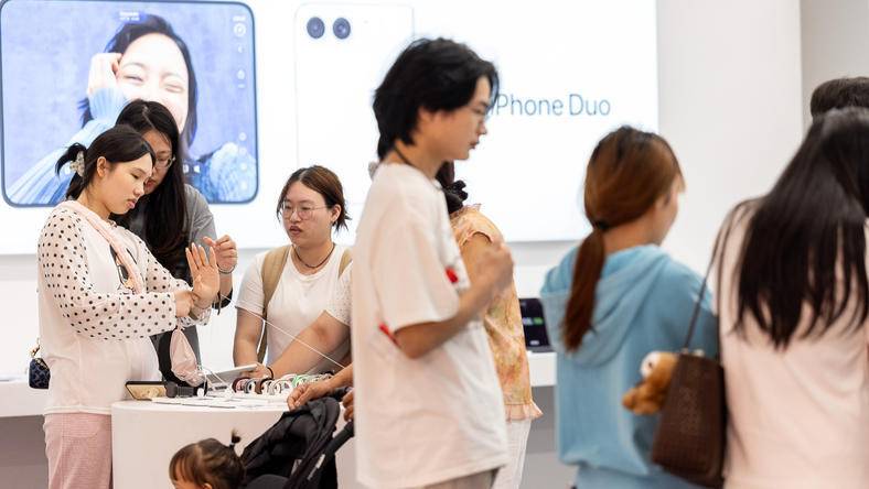 iPhone Duo产能艰难爬坡